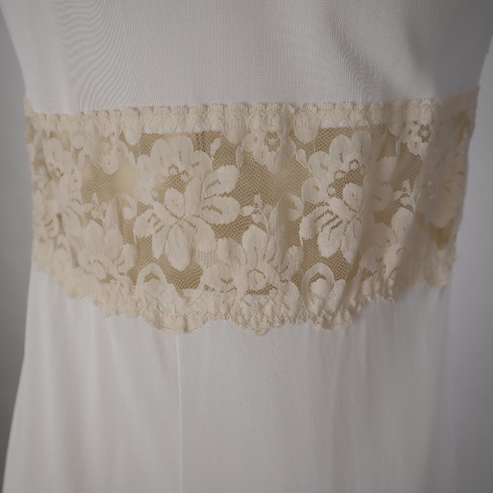 🌺 Vintage Tosca Nightgown Robe Set White Lace Galore Bridal Peignoir Lingerie M - Picture 9 of 10